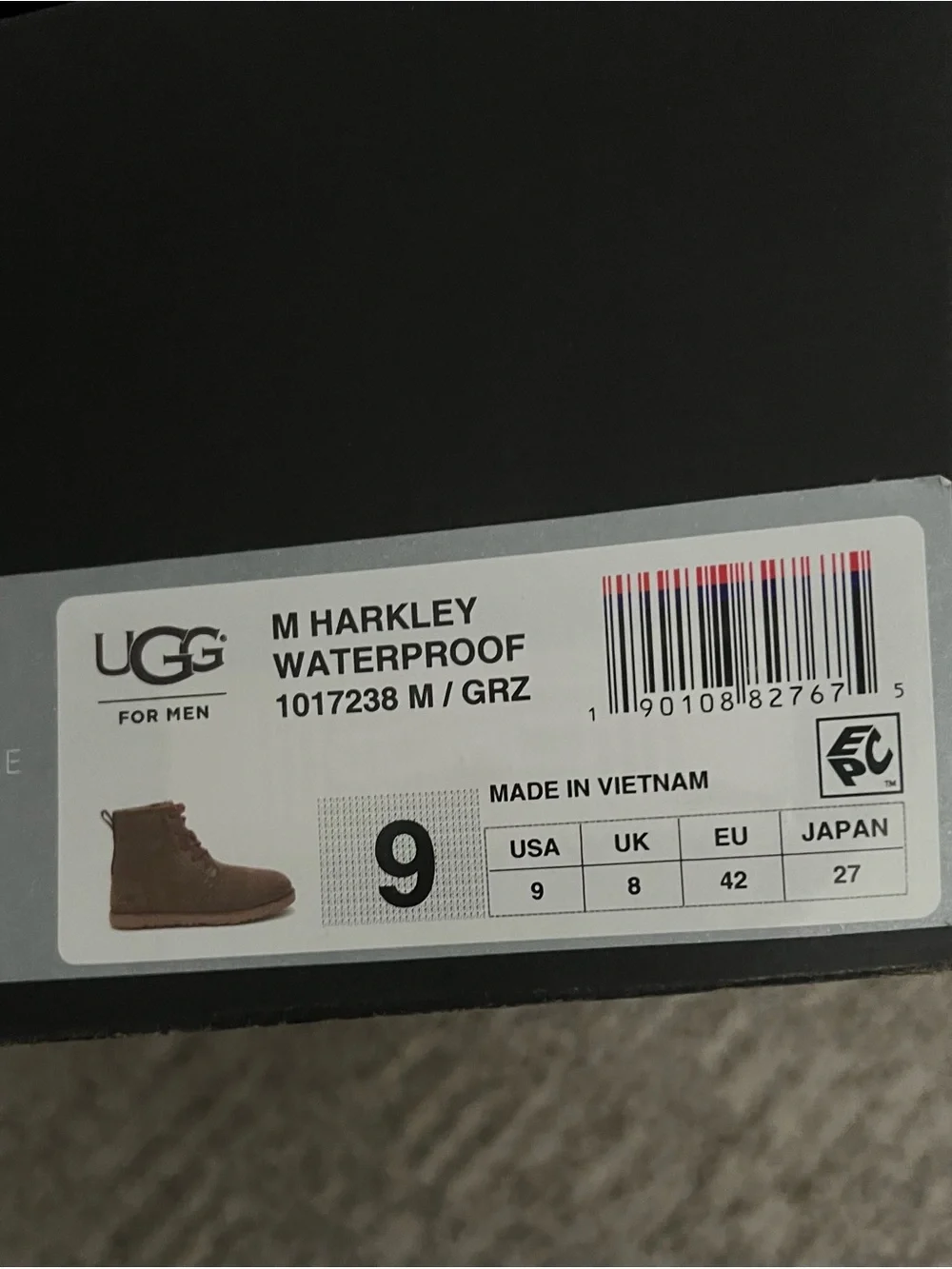 UGG Men's Brown Chukka Boots with Red Laces